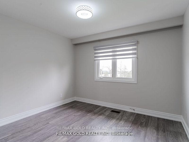 20205 Kennedy Road photo 4