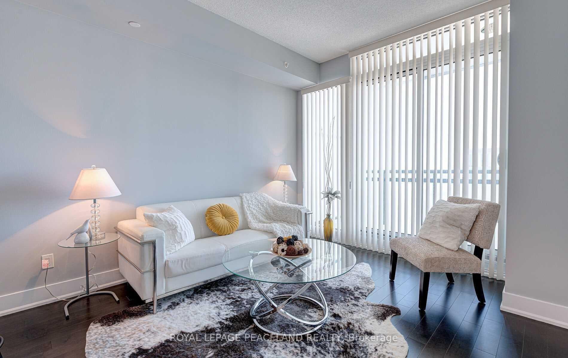 8081 Birchmount Road Unit 1302J photo 4