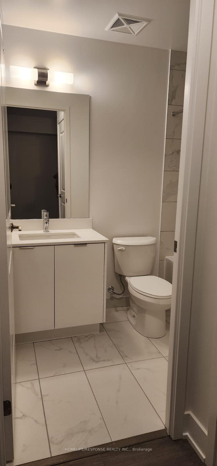 204 BURNHAMTHORPE Road Unit 1203 photo 7