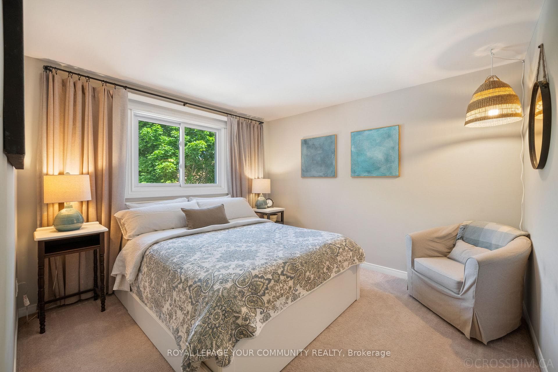 56 Moffat Crescent photo 25