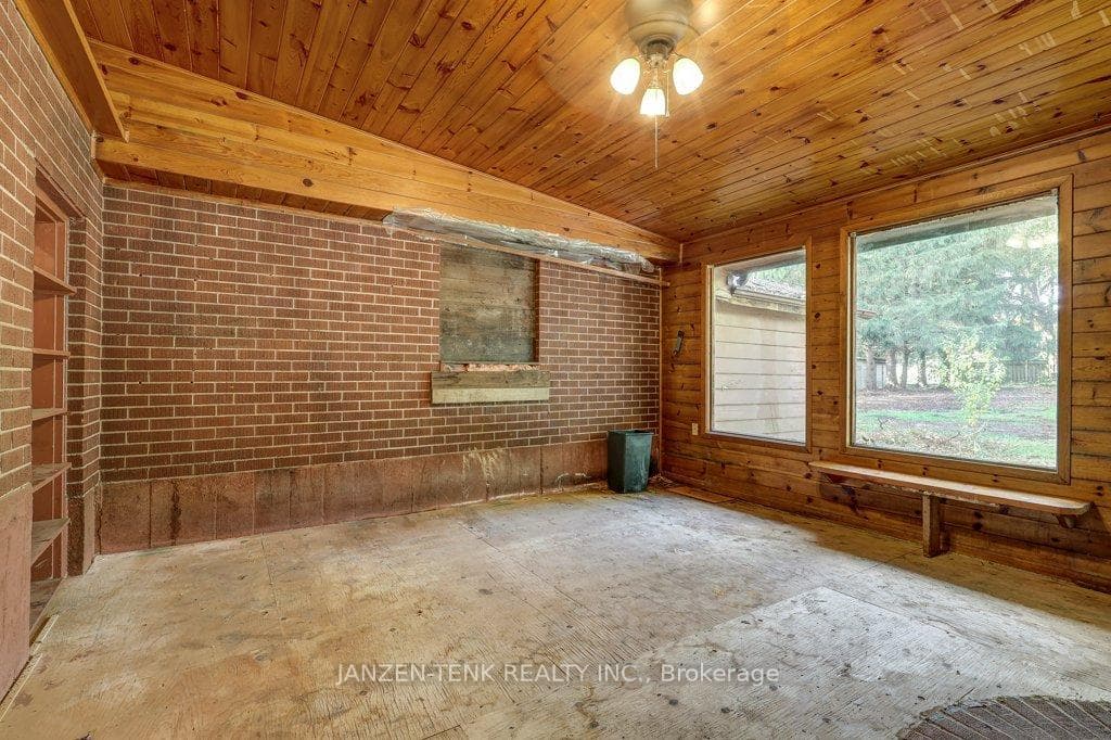 219 Centennial Avenue photo 22