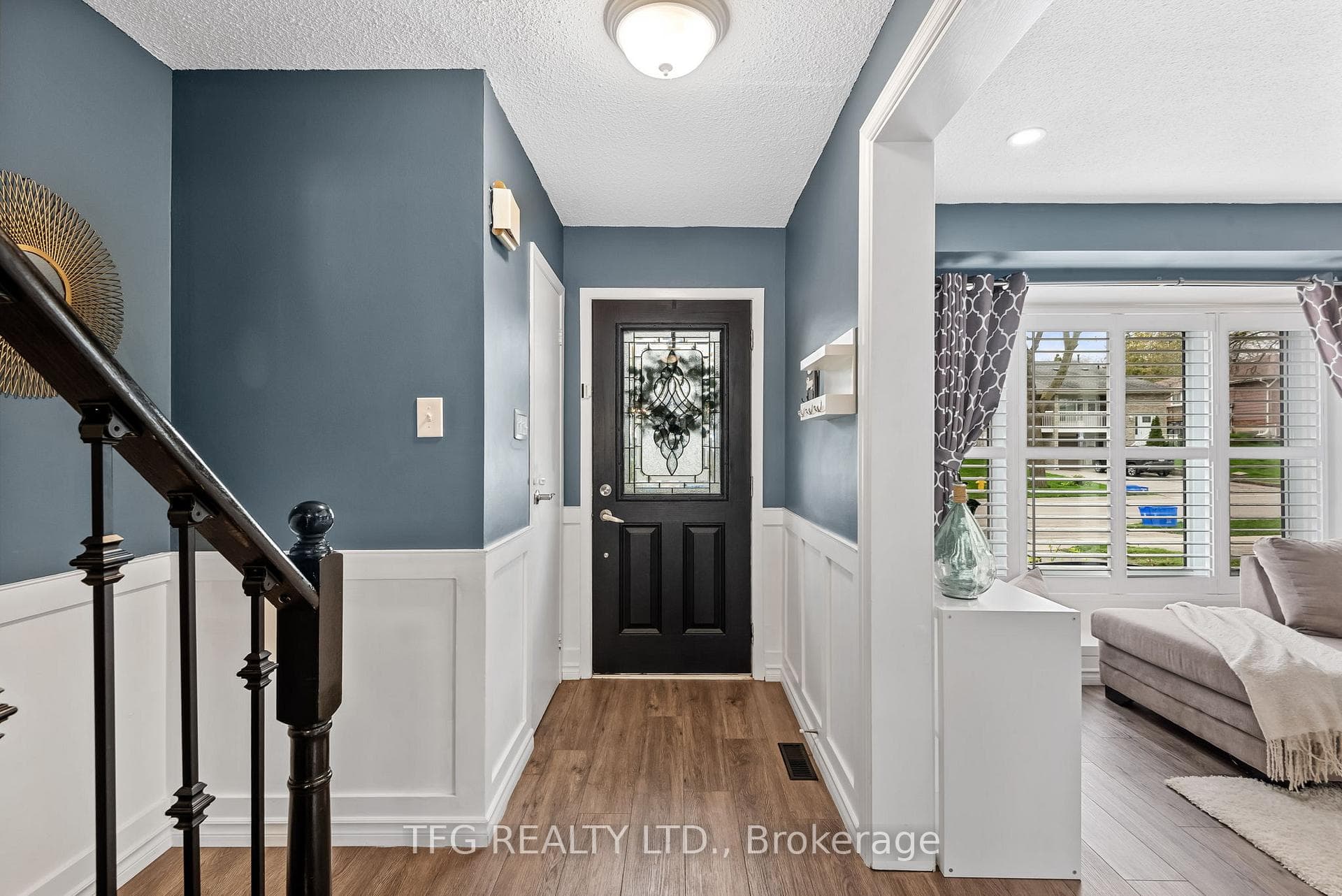 40 Guthrie Crescent photo 3