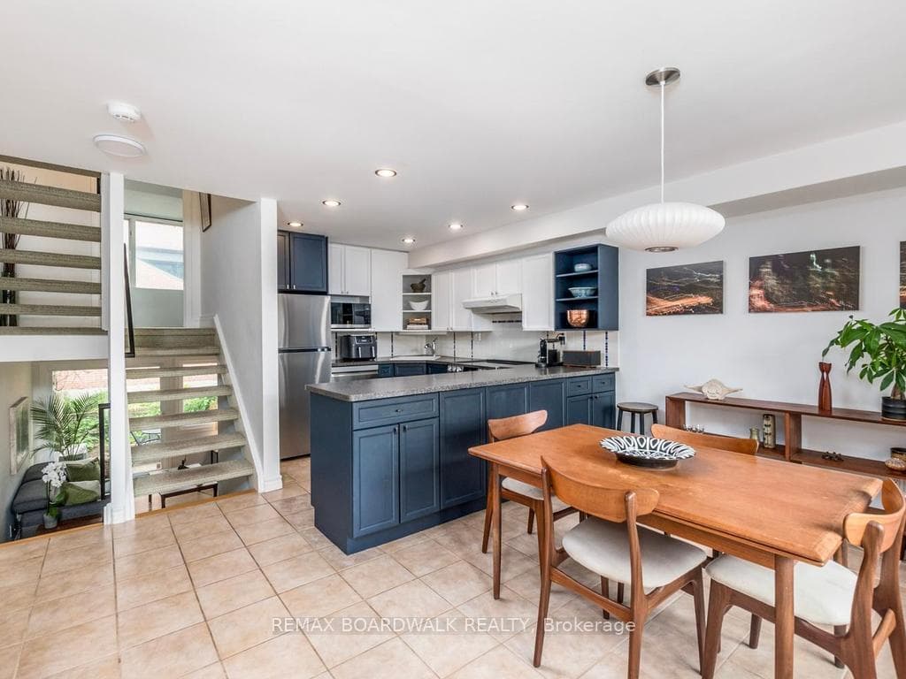 Kitchen & Dining Room