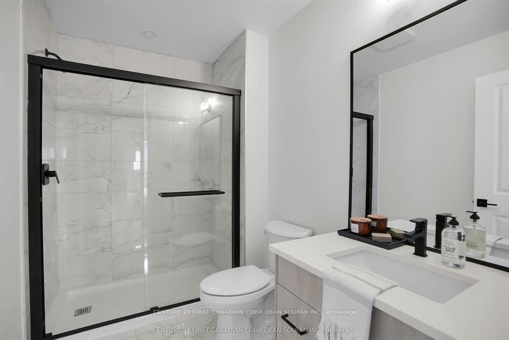 775 BANYAN Lane photo 22