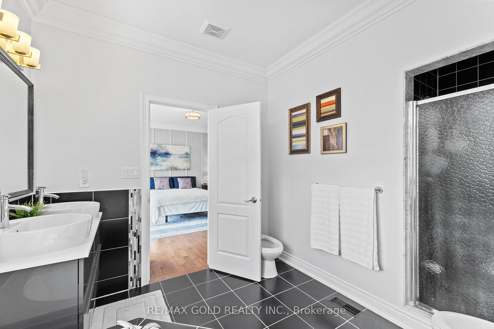 36 Slipneedle Street photo 28