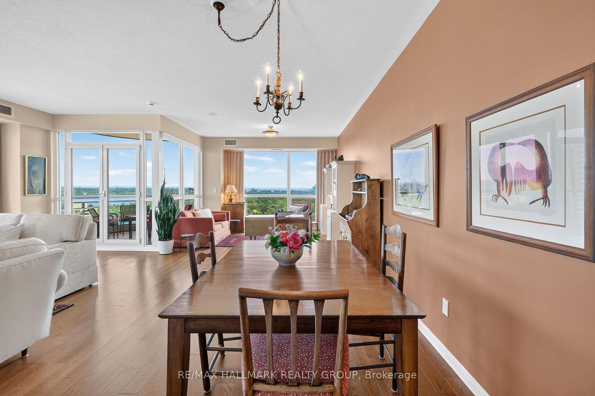 38 Metropole Private Unit 1704 photo 13