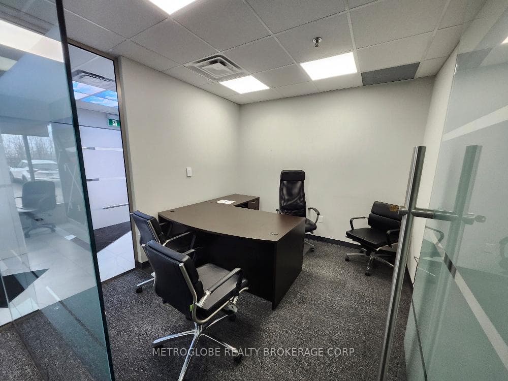 7895 Tranmere Drive Unit 15 photo 5