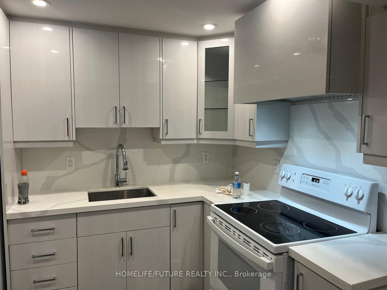 308 Cornell Centre Boulevard Unit Bsmt photo 6