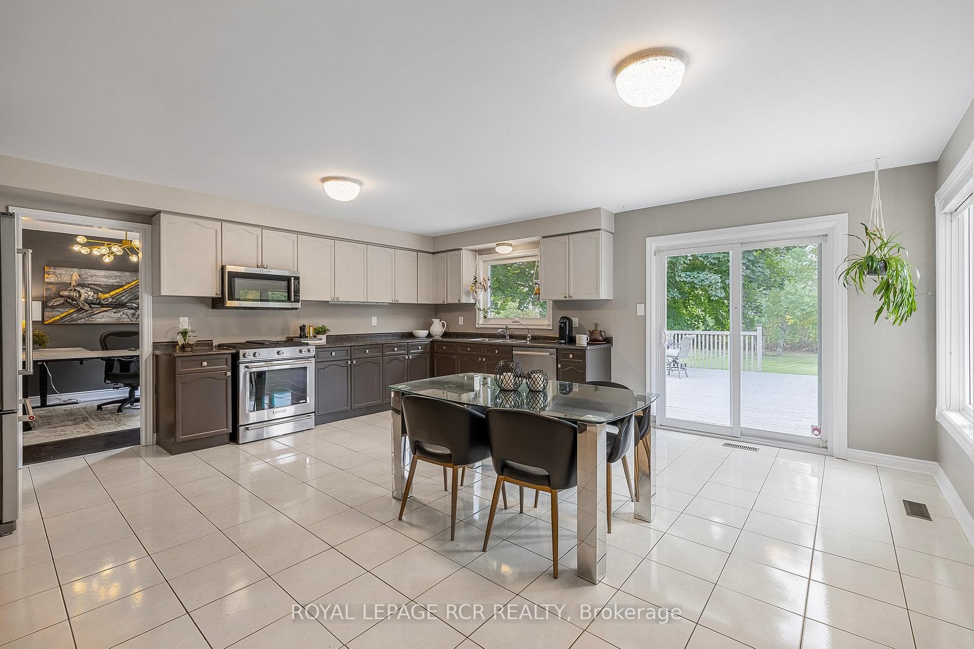 31 Cranston Drive photo 7