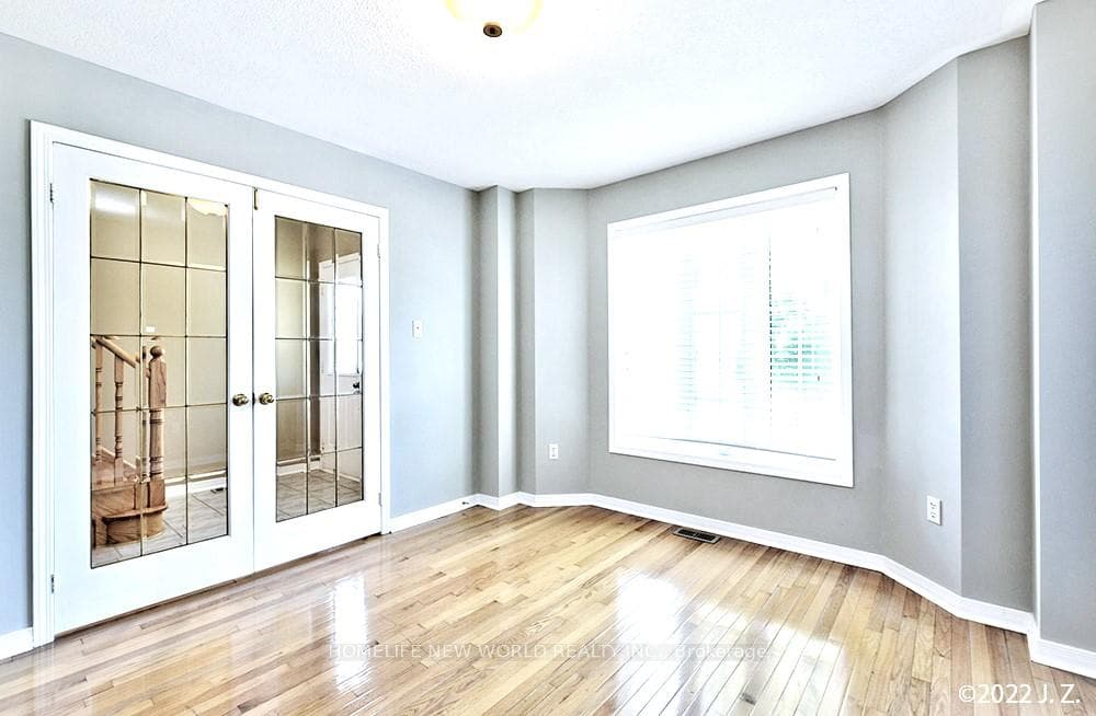 167 Flagstone Way photo 3