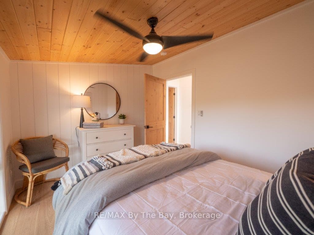 310 Duck Bay Road photo 17