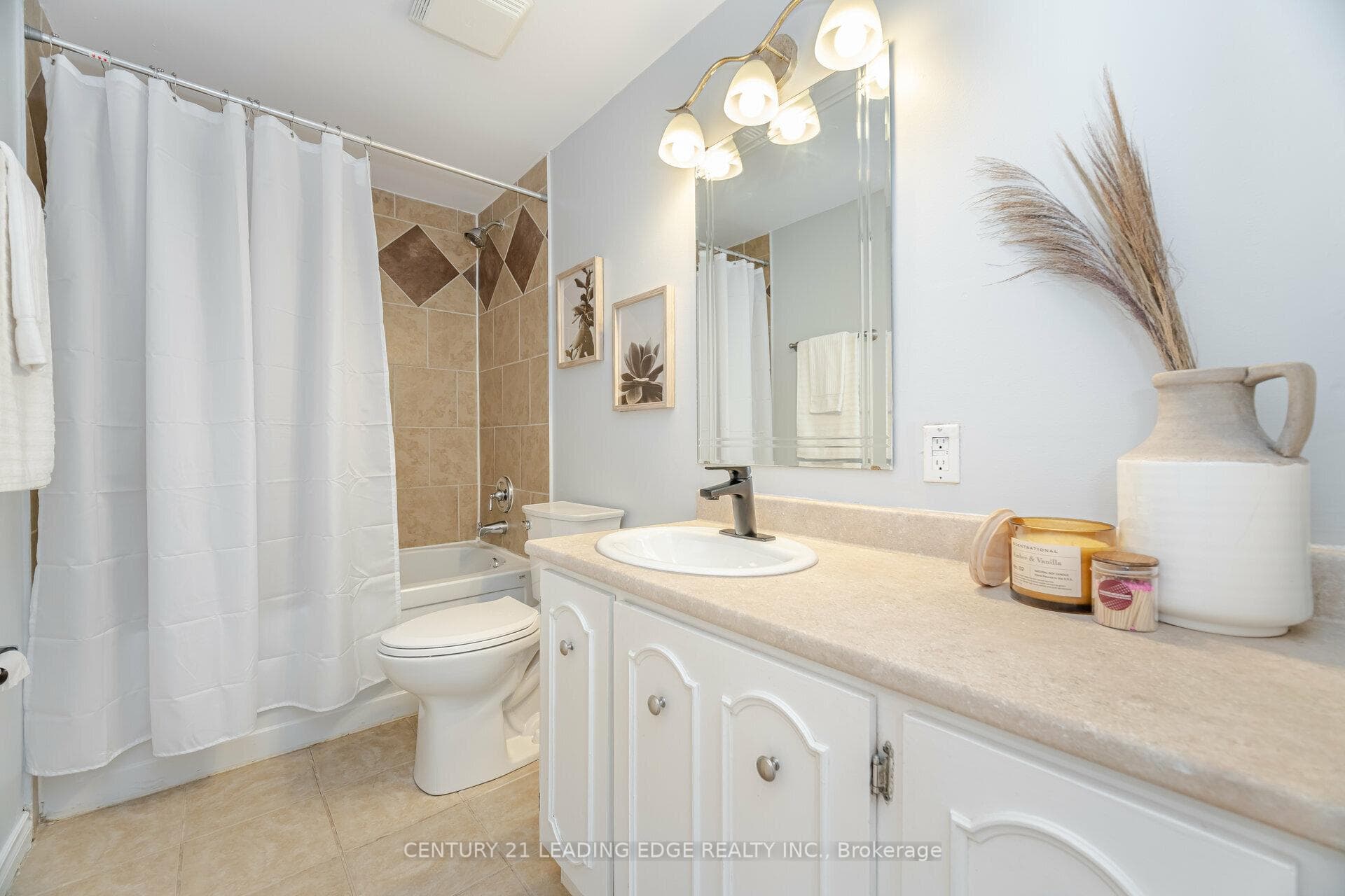 731 Wesley Drive photo 16