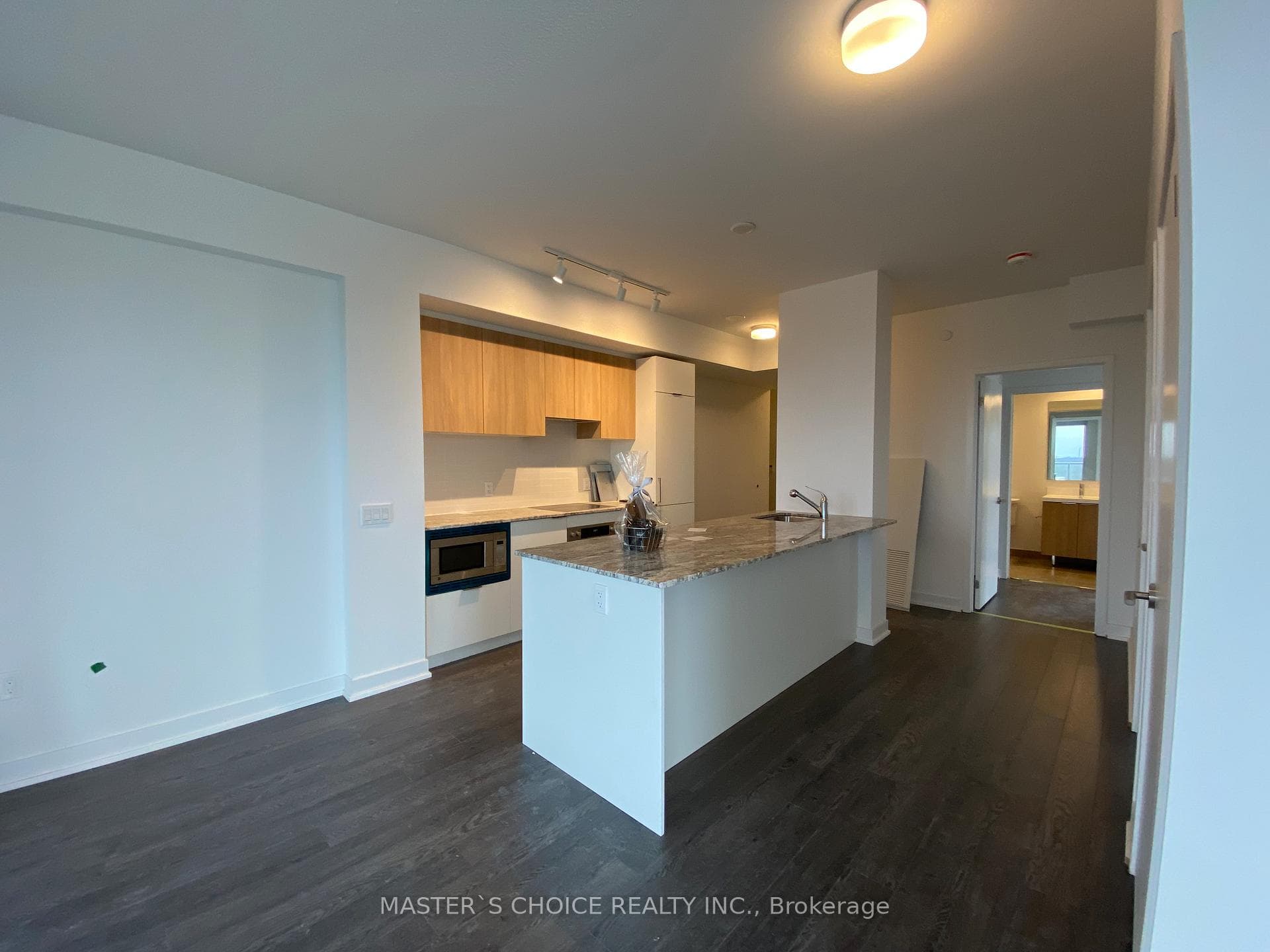 20 O'neill Road Unit 807 photo 10