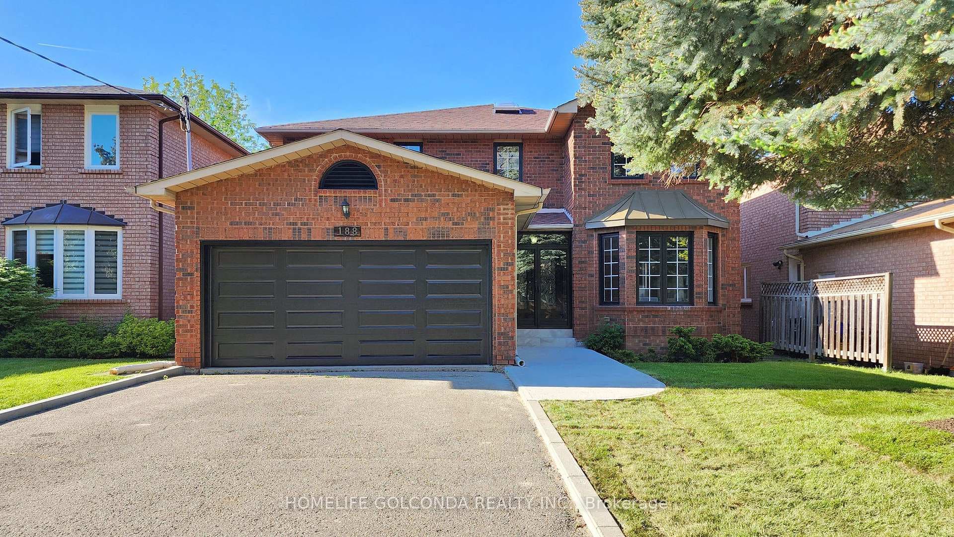 188 Byng Avenue photo 1