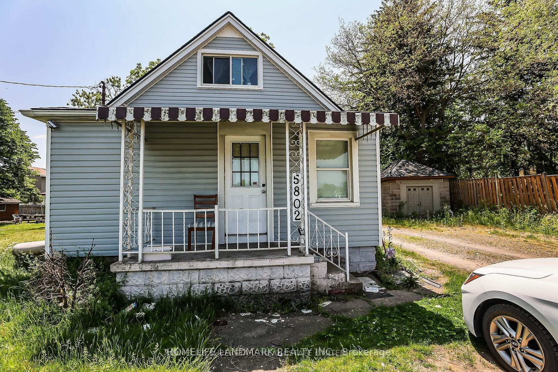 5802 North Street photo 1
