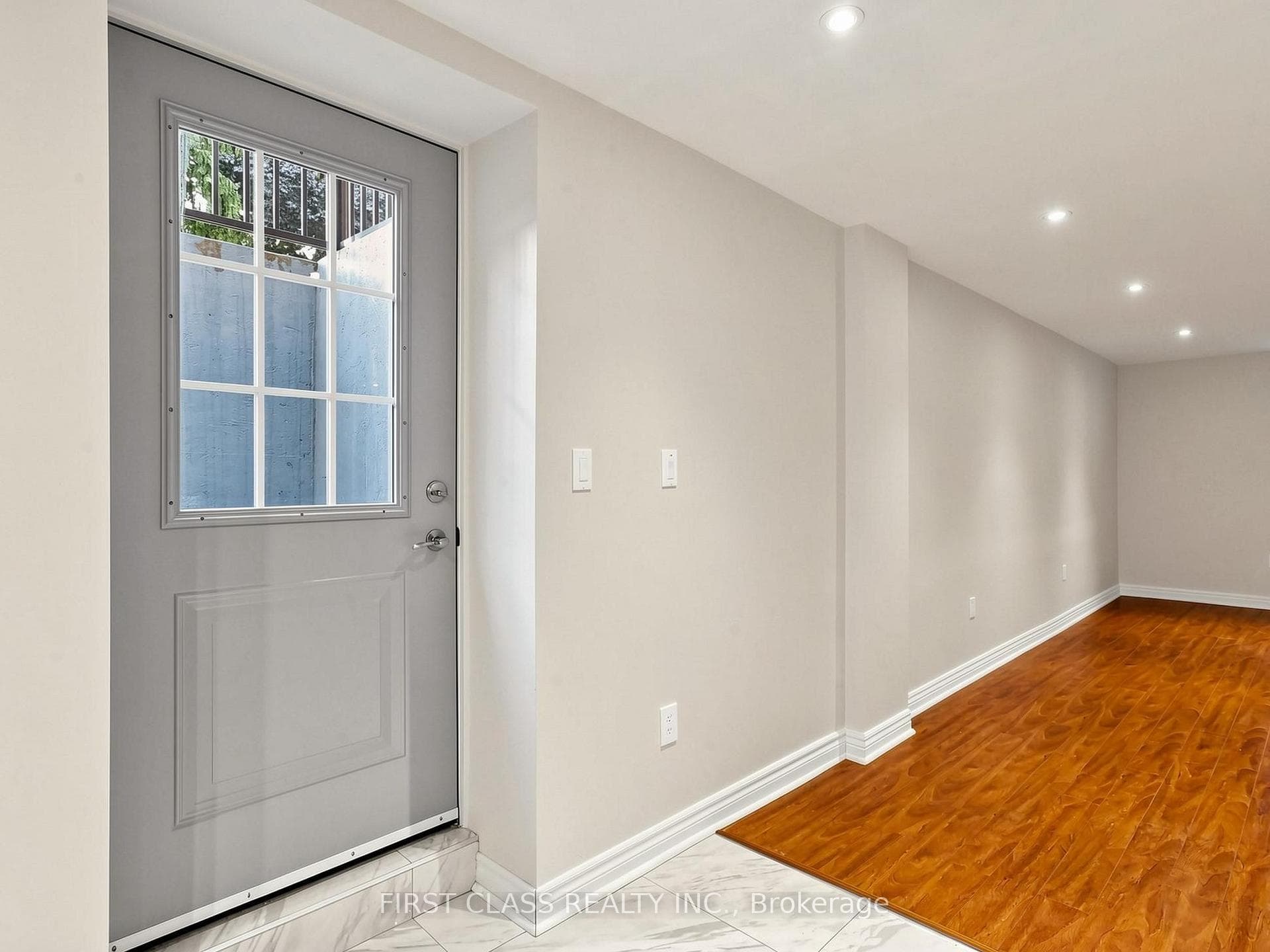 967 White Clover Way photo 43