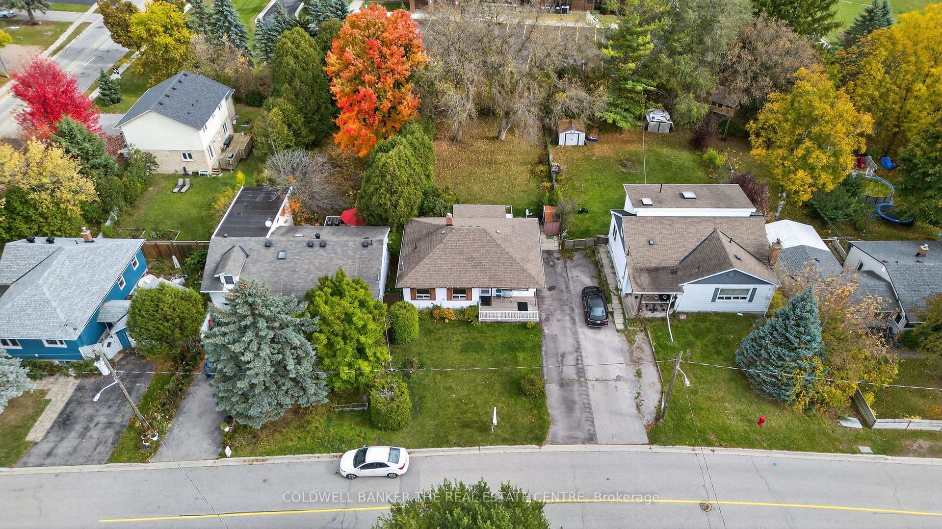 275 Maple Street photo 29