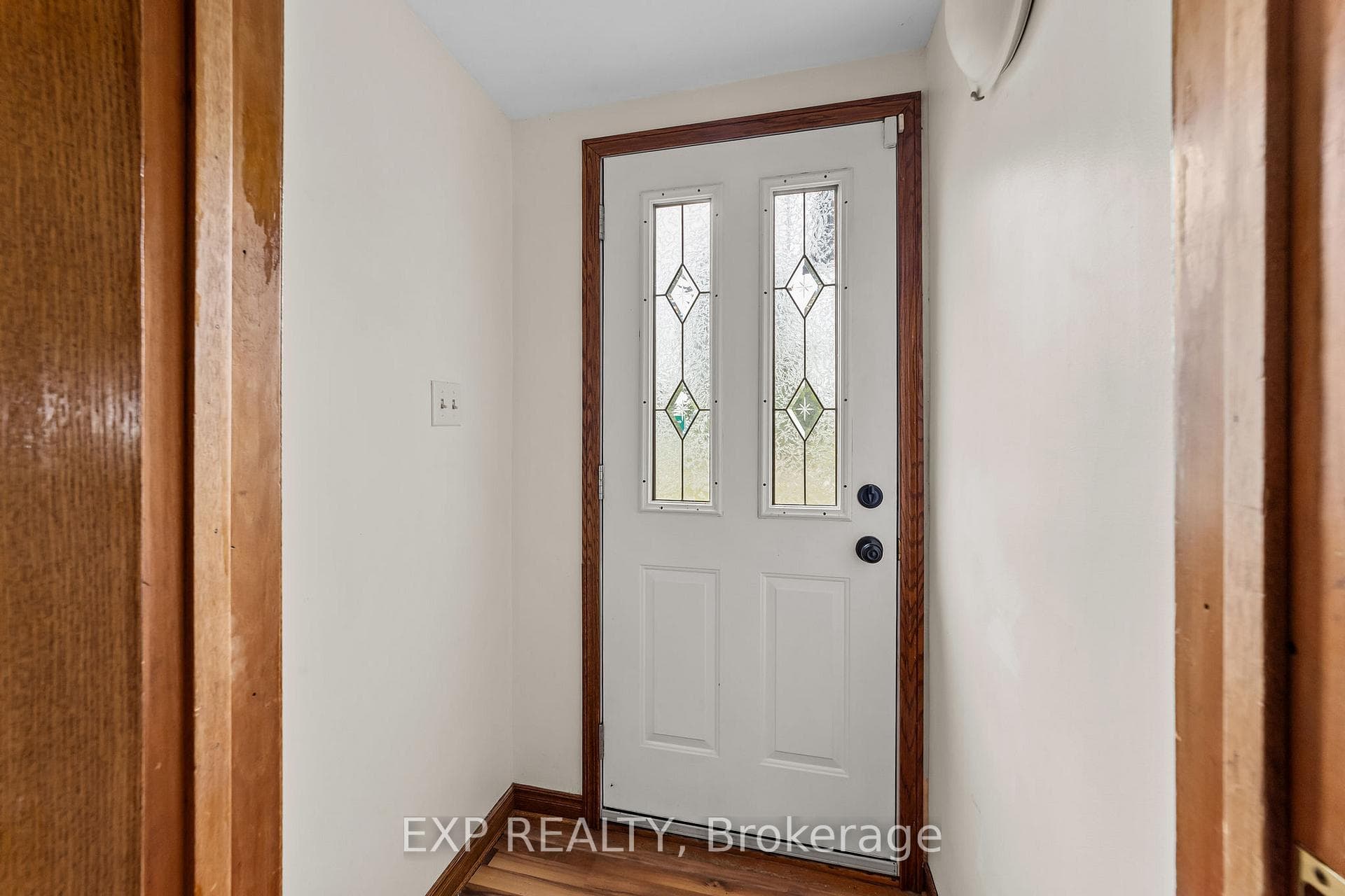 21332 Wilson Street photo 10