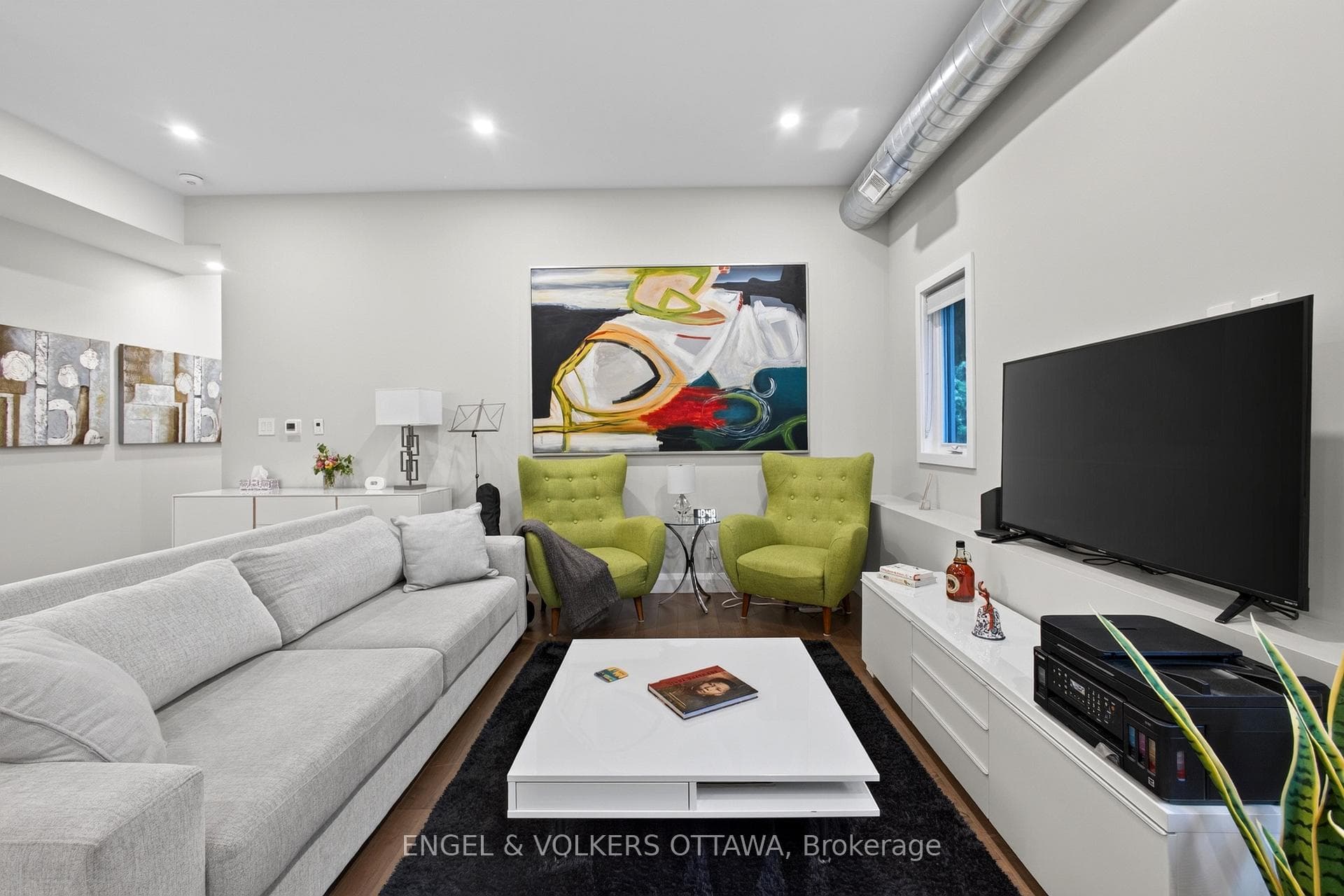 44 Byron Avenue Unit D photo 21