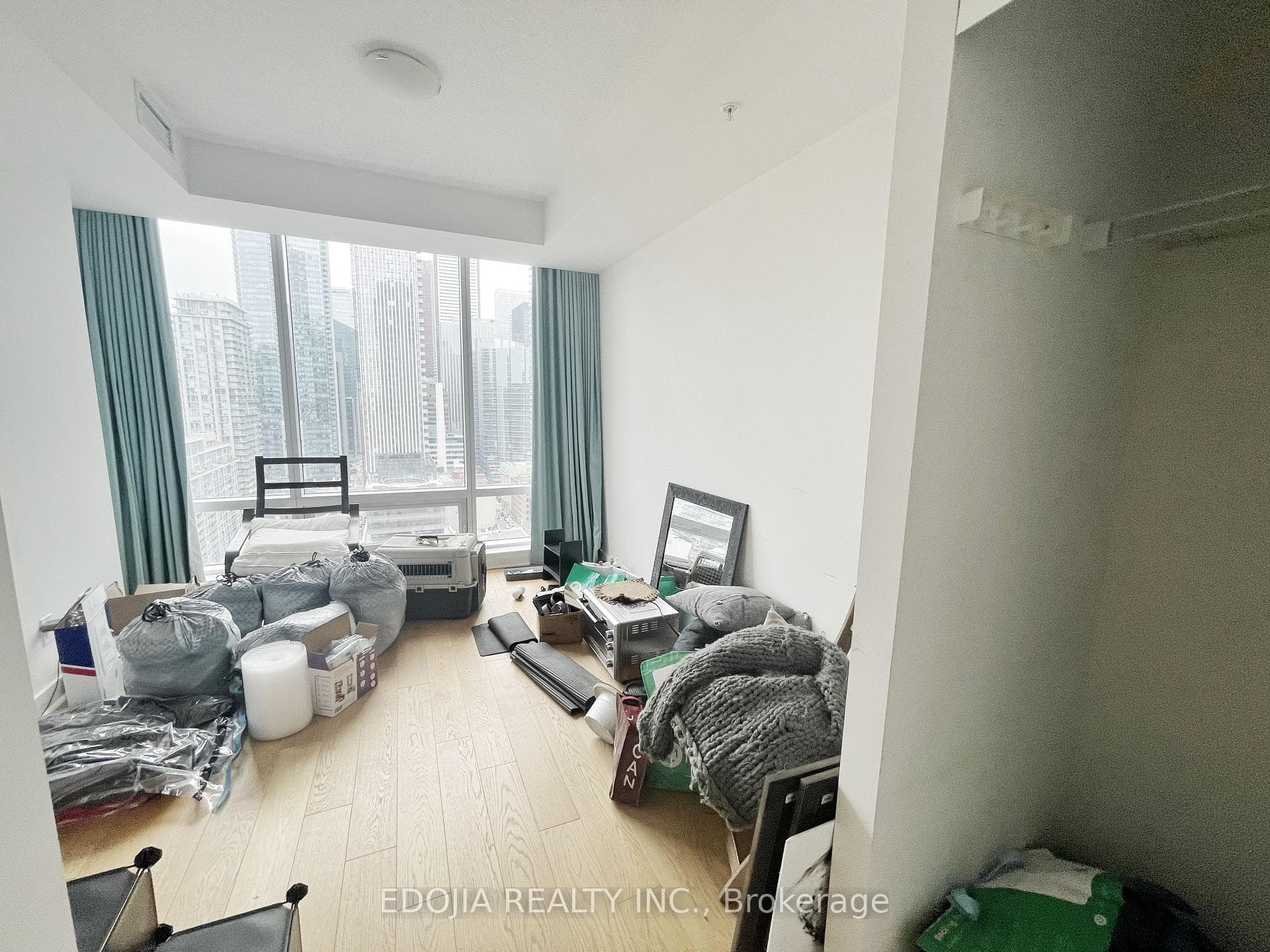 295 Adelaide Street Unit 2404 photo 6