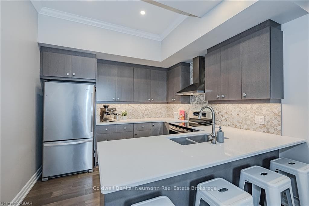 1878 GORDON Street Unit 112 photo 8