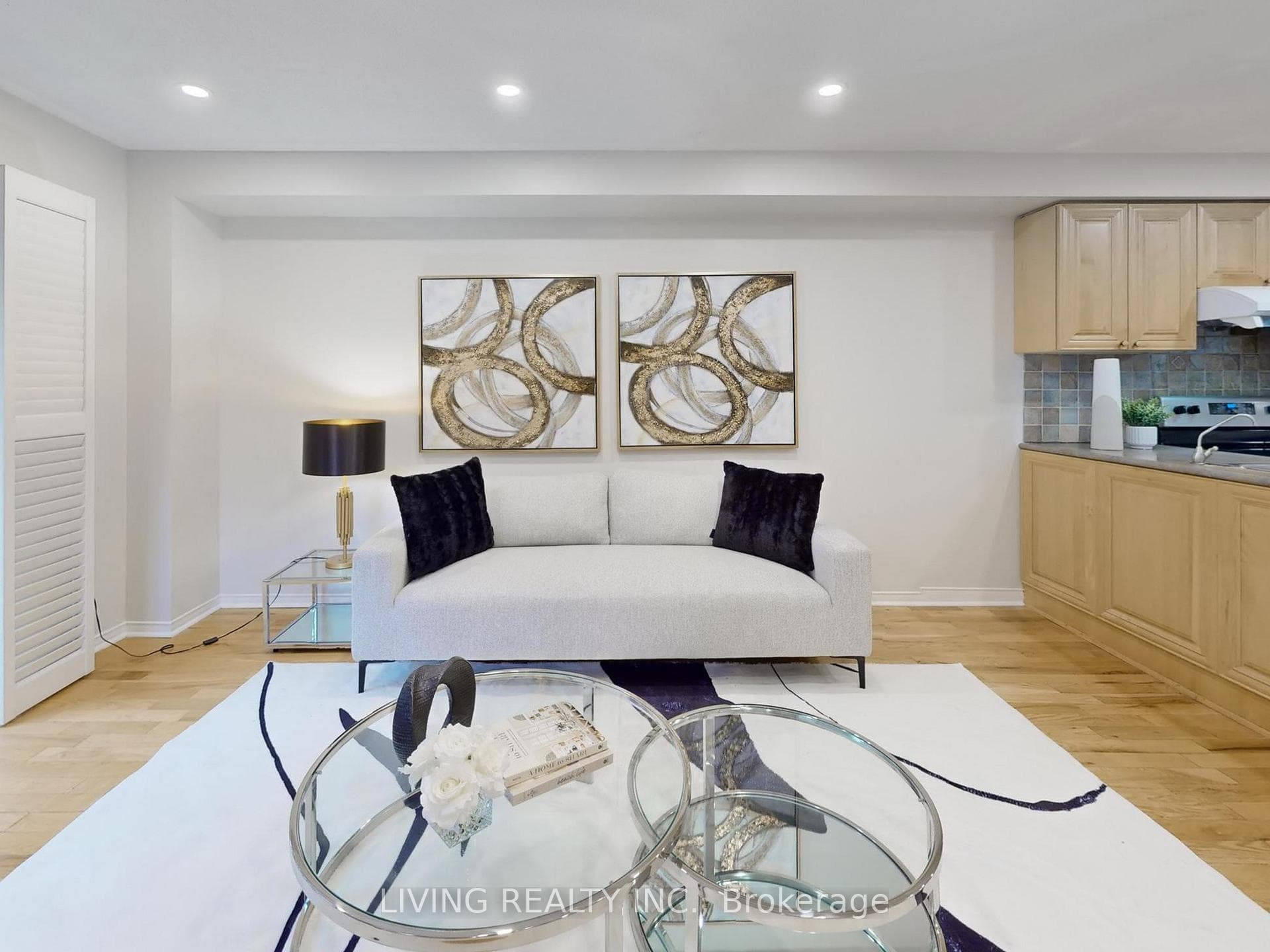 1110 Carding Mill Place photo 4