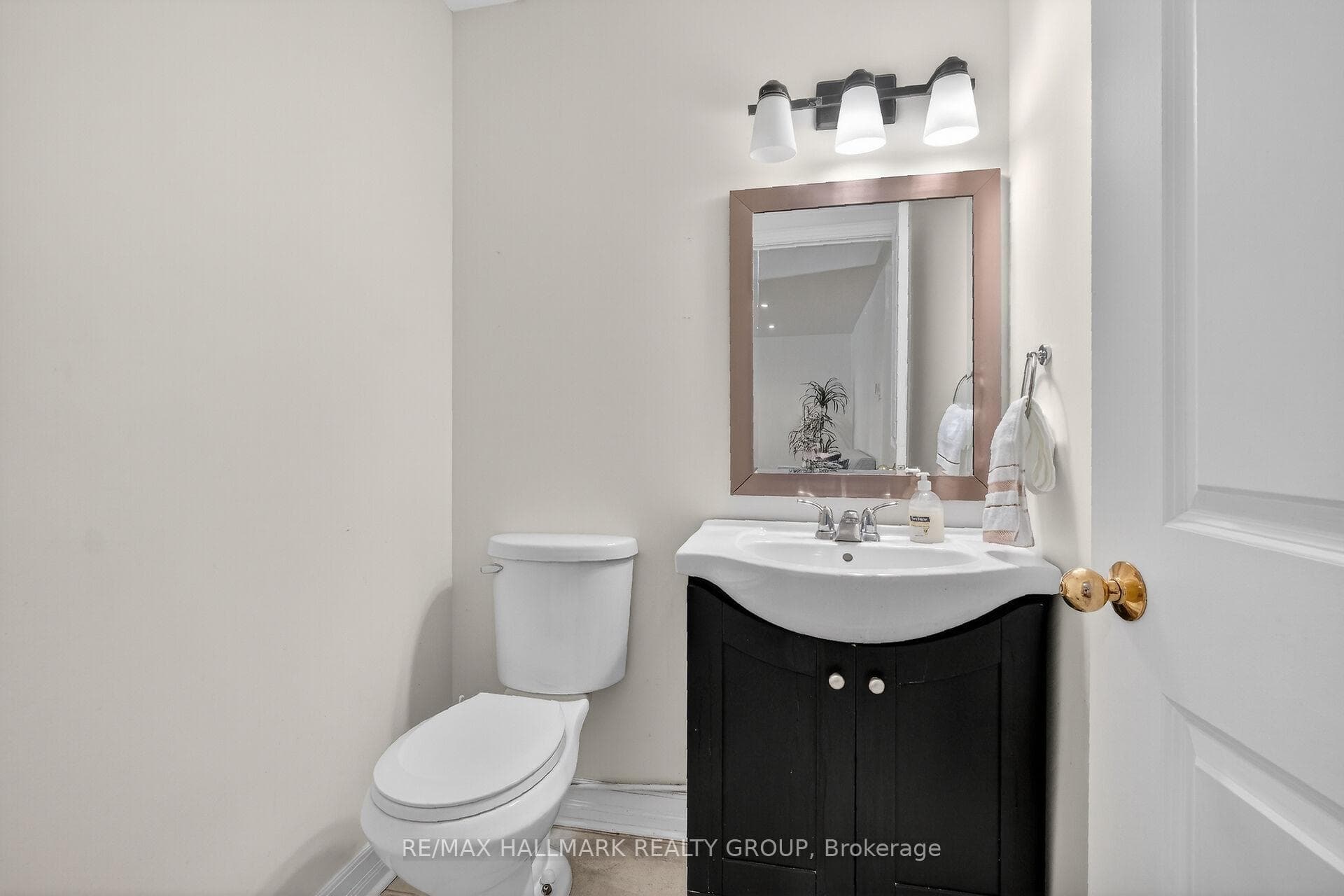 3 Birchdale Avenue Unit D photo 10