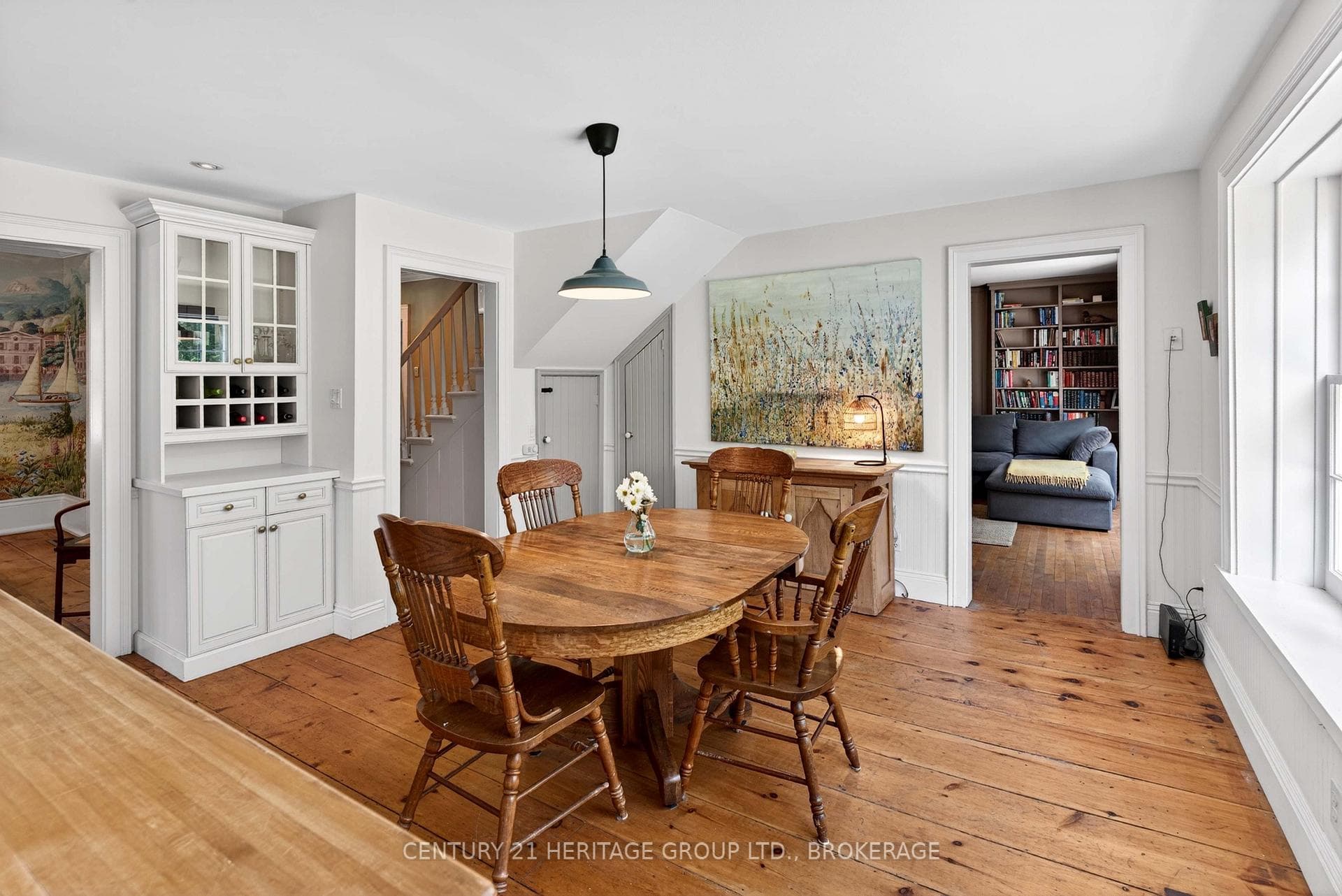 136 Old Danforth Road photo 23