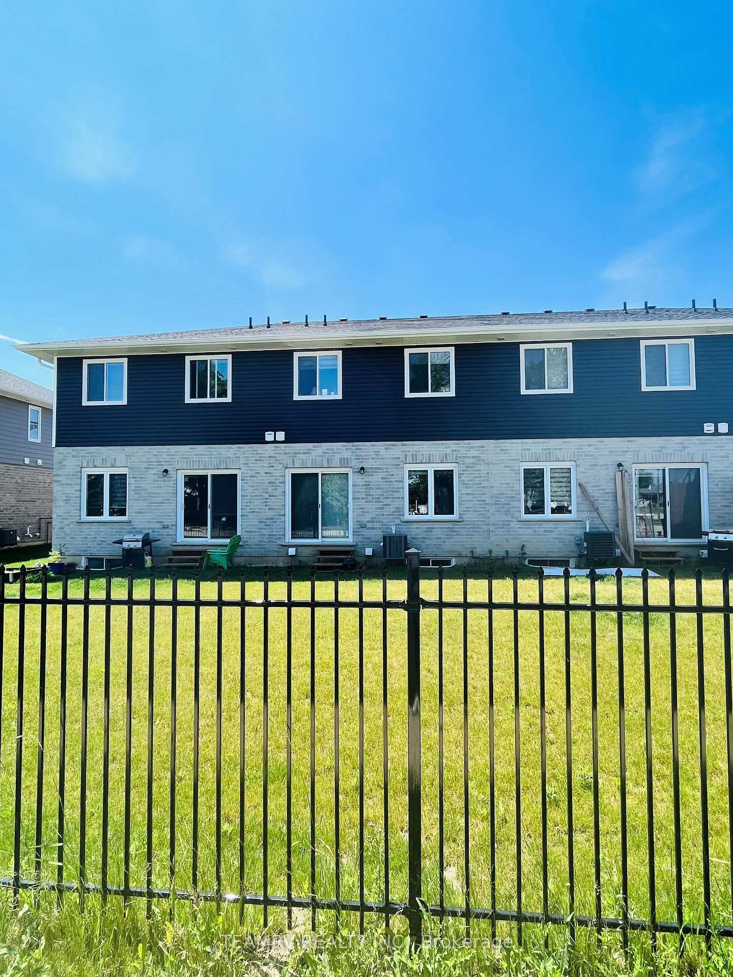 198 Hooper Street photo 28