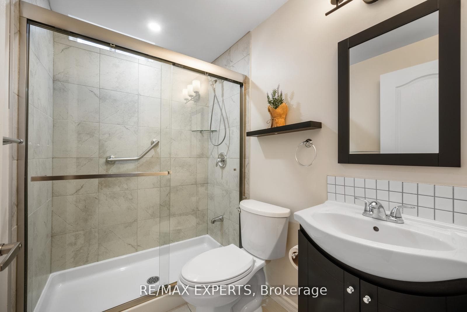 2144 Dale Road photo 41