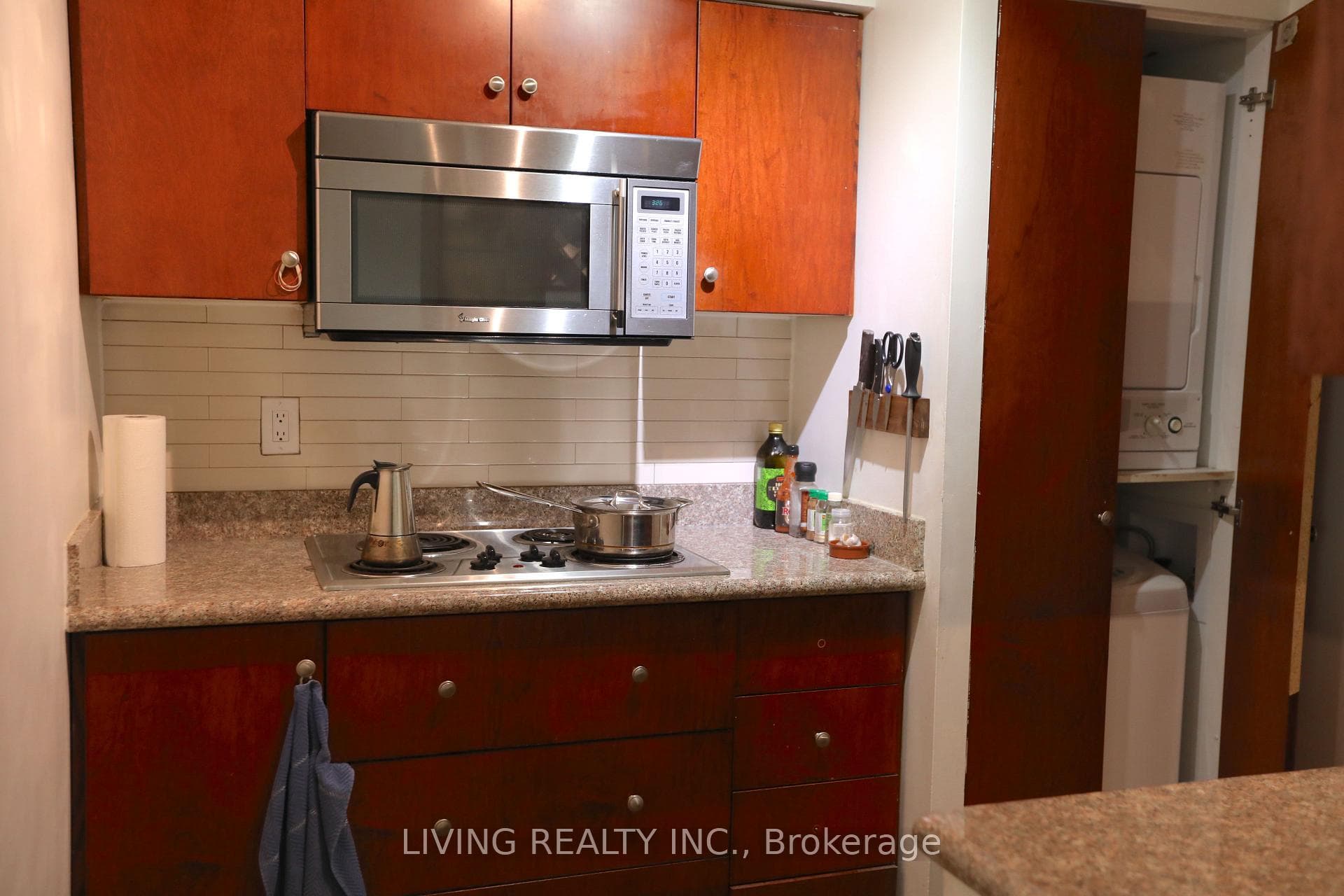 1055 Bay Street Unit 1209 photo 2