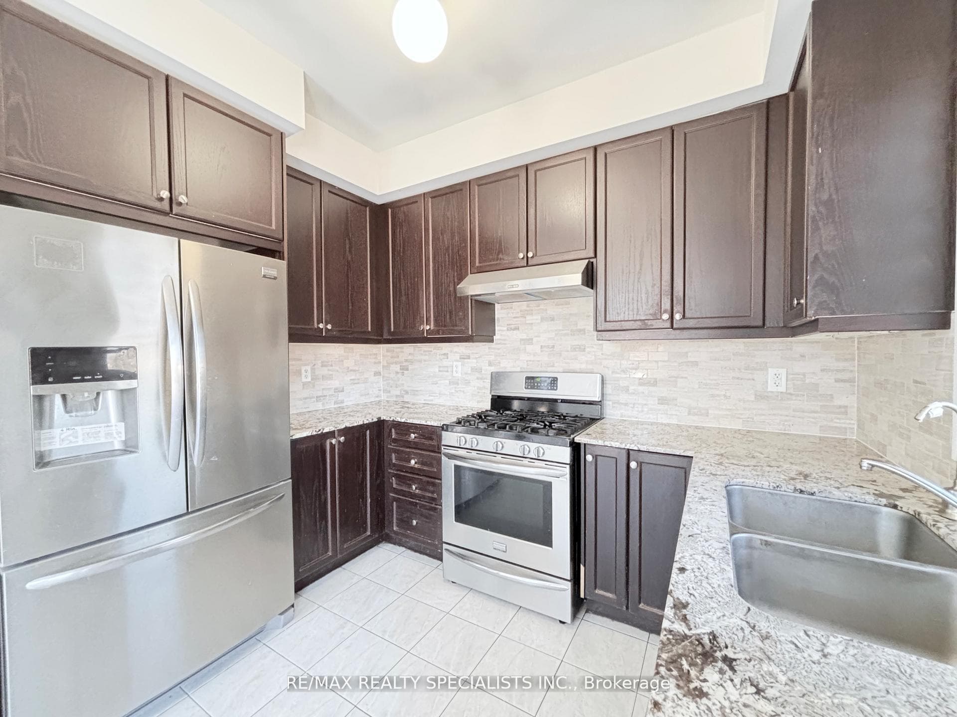 10 Porter Avenue Unit 53 photo 8
