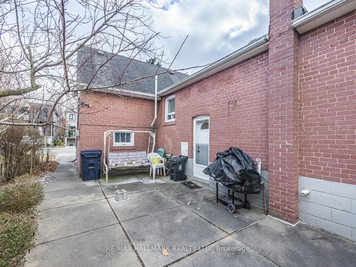 46 Dunblaine Avenue photo 29