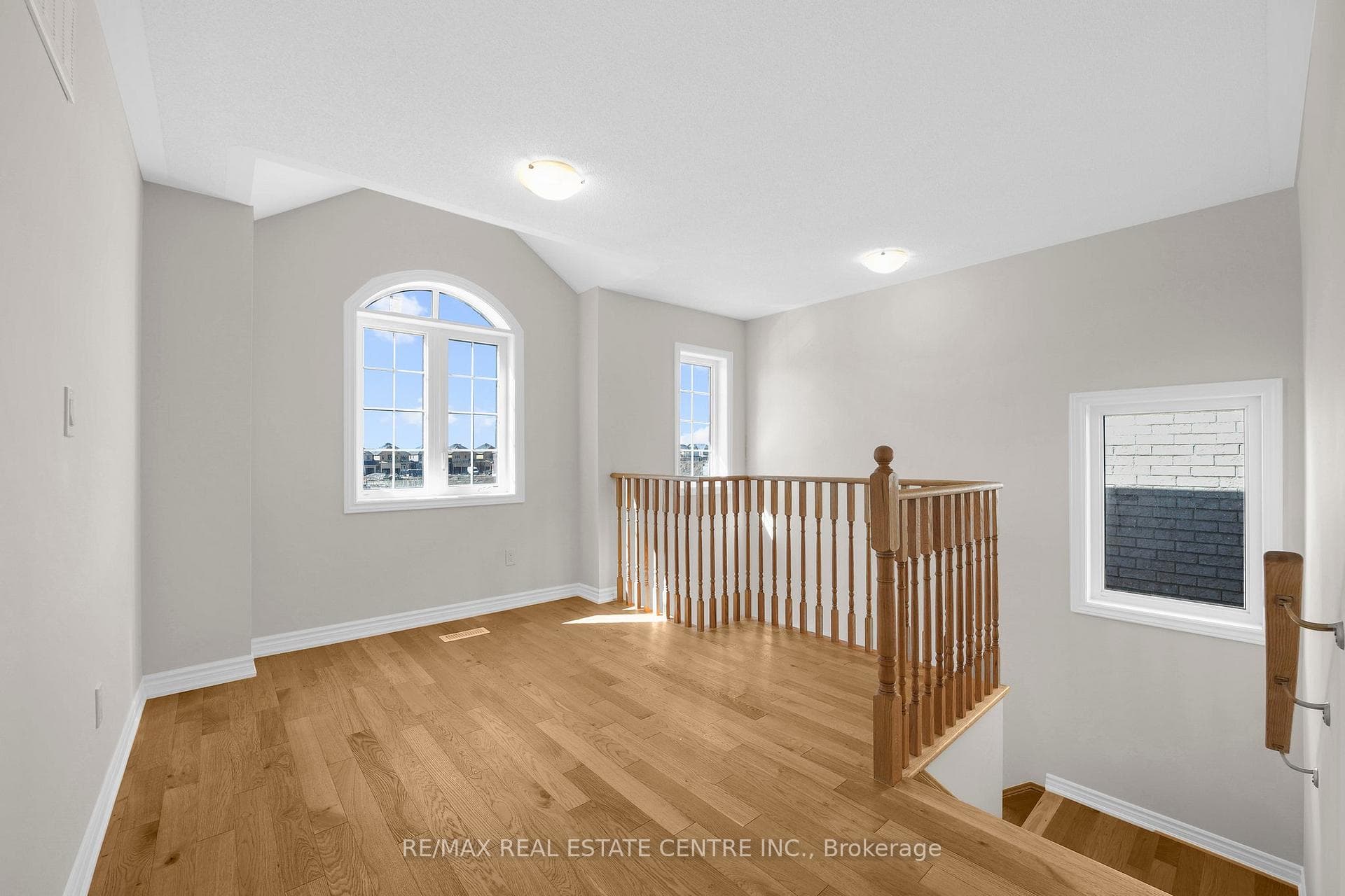 15 LAWRENCE D. PRIDHAM Avenue photo 17
