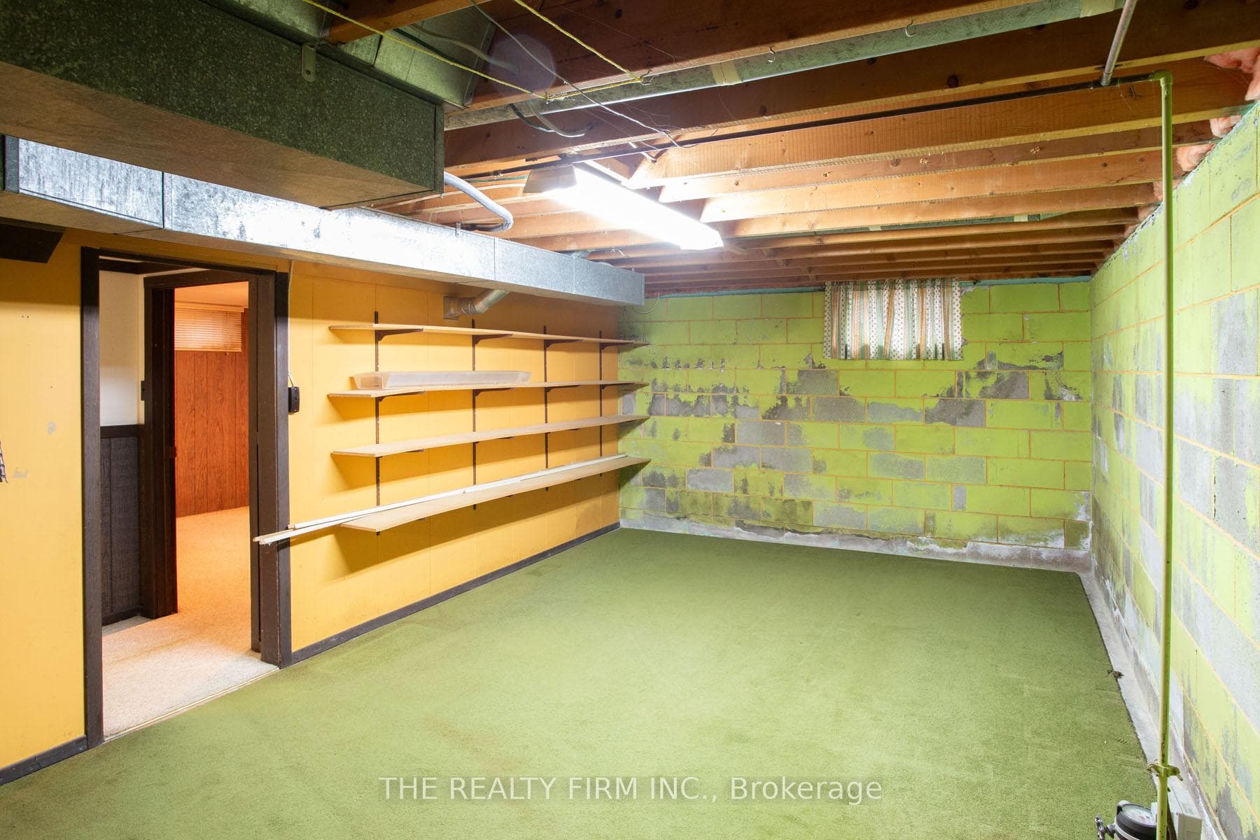 78 Strathcona Drive photo 39
