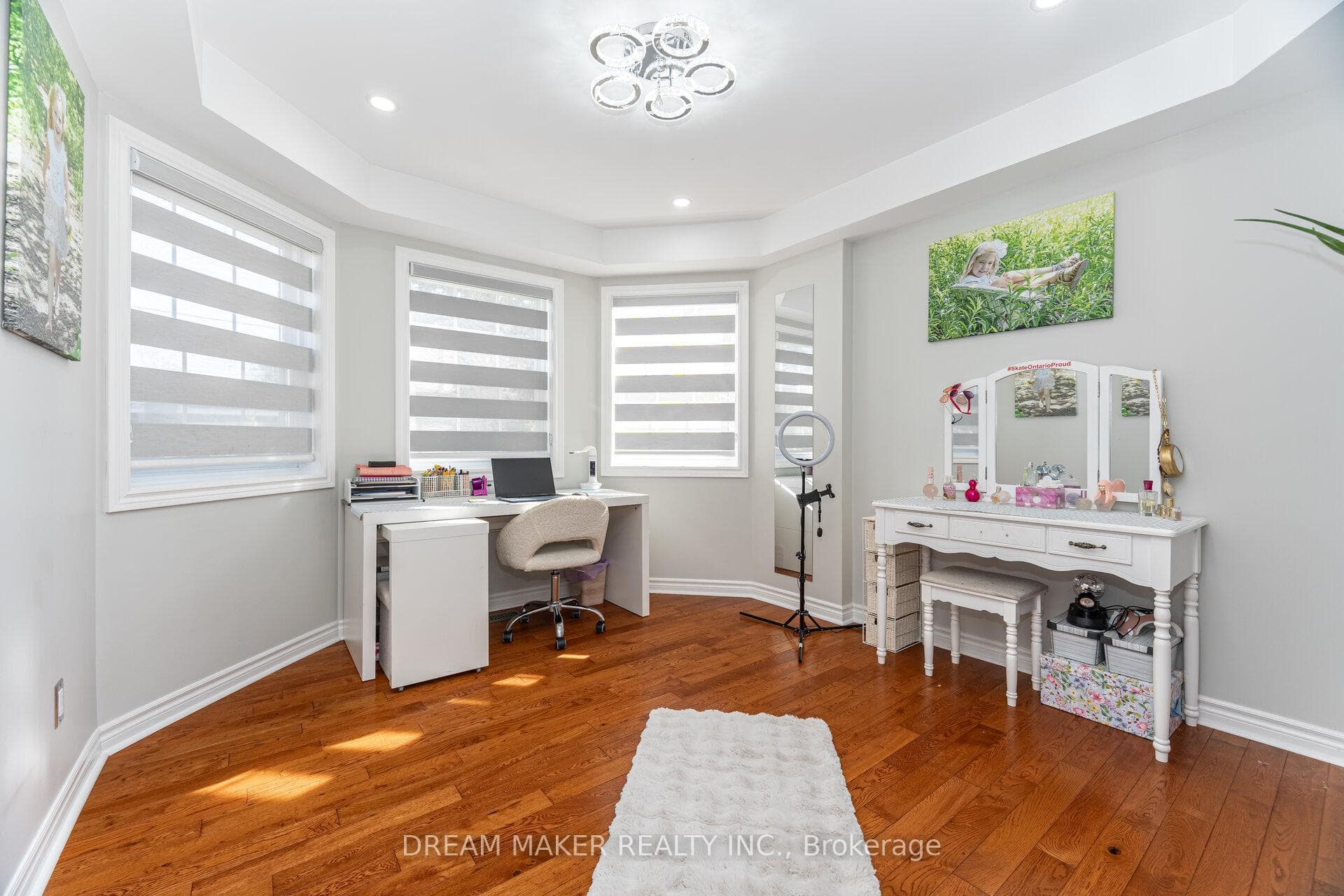 756 Third Avenue photo 21