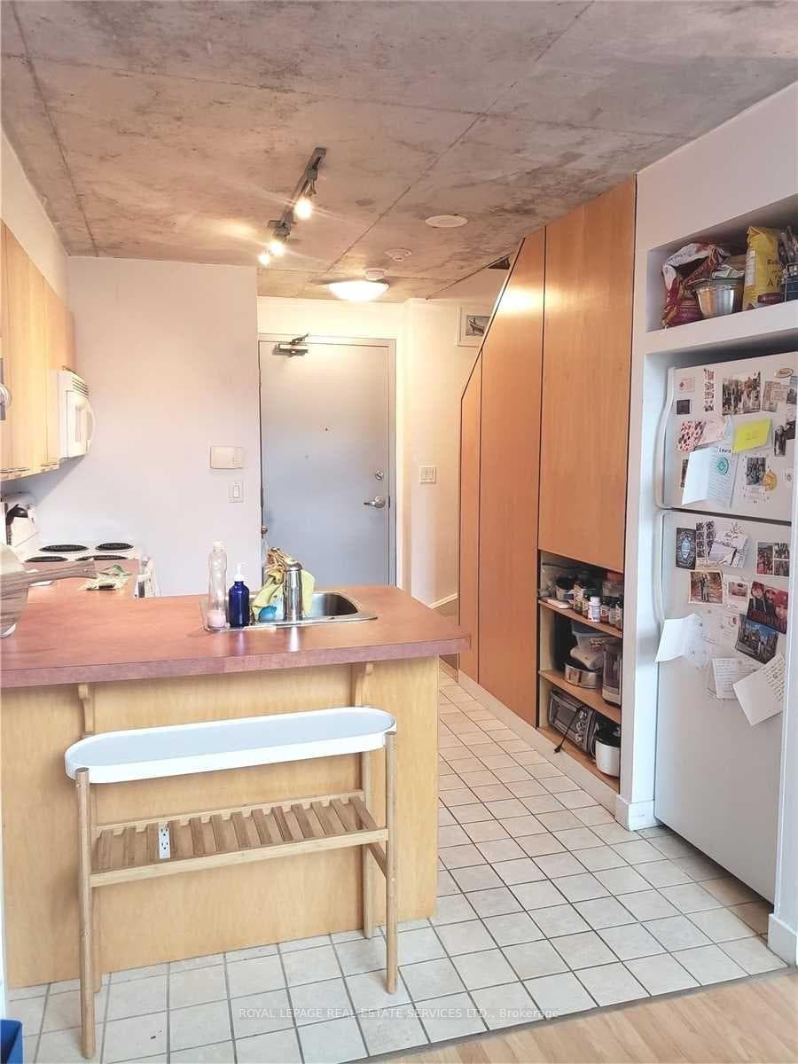 255 Richmond Street Unit 213 photo 7