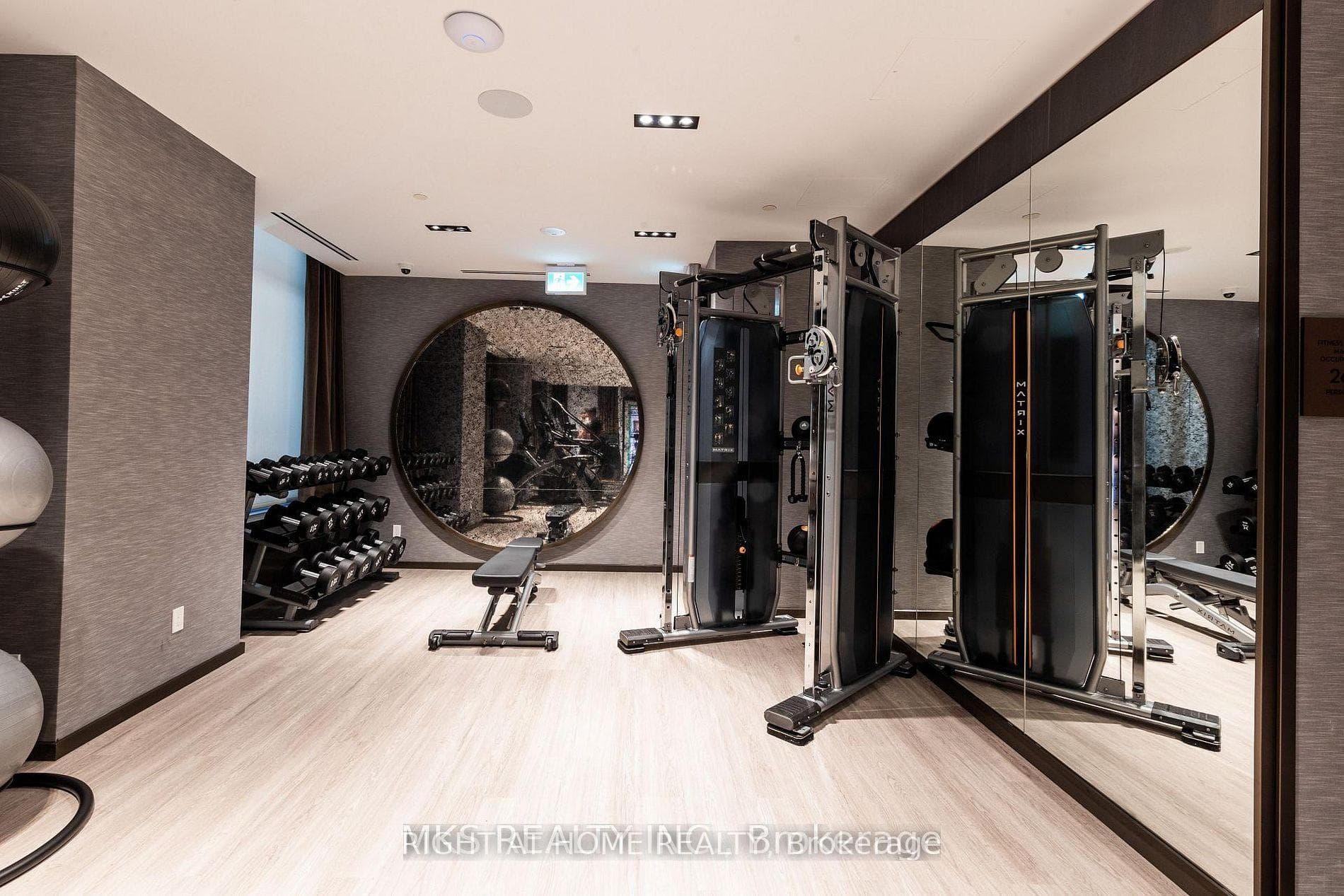 771 Yonge Street Unit 709 photo 18