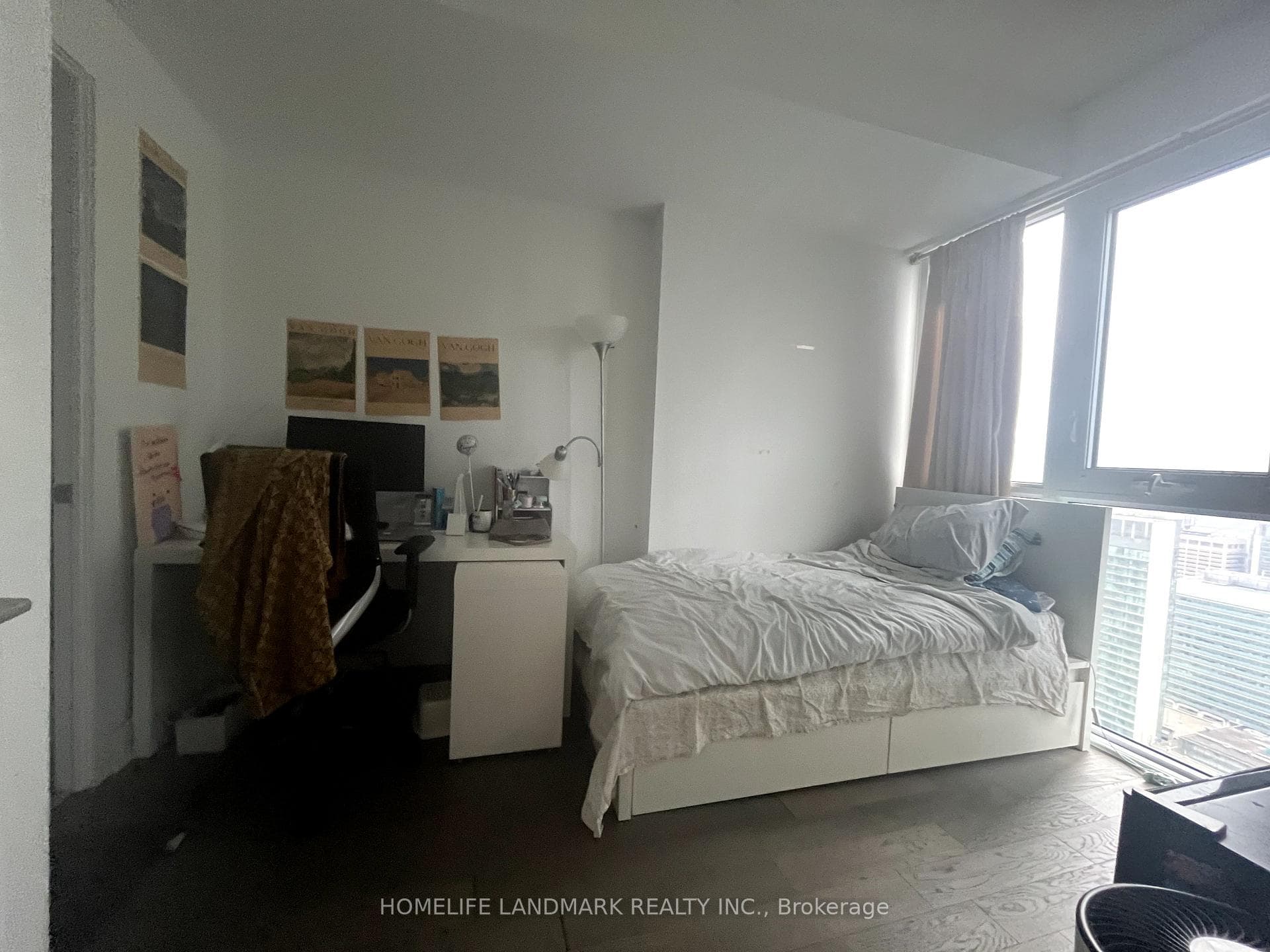 7 Grenville Street Unit 4201 photo 2
