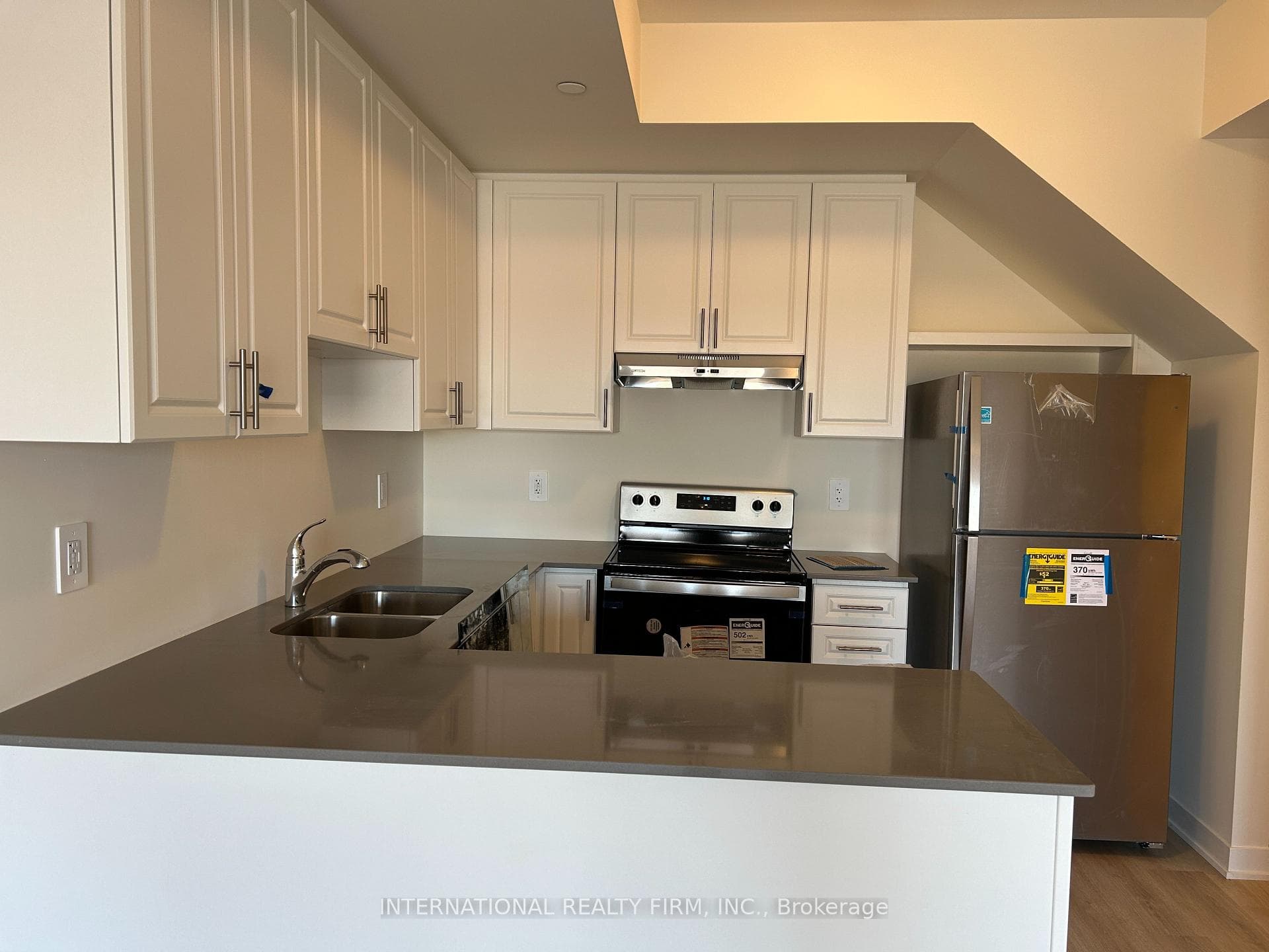 1695 Dersan Street Unit 214 photo 6