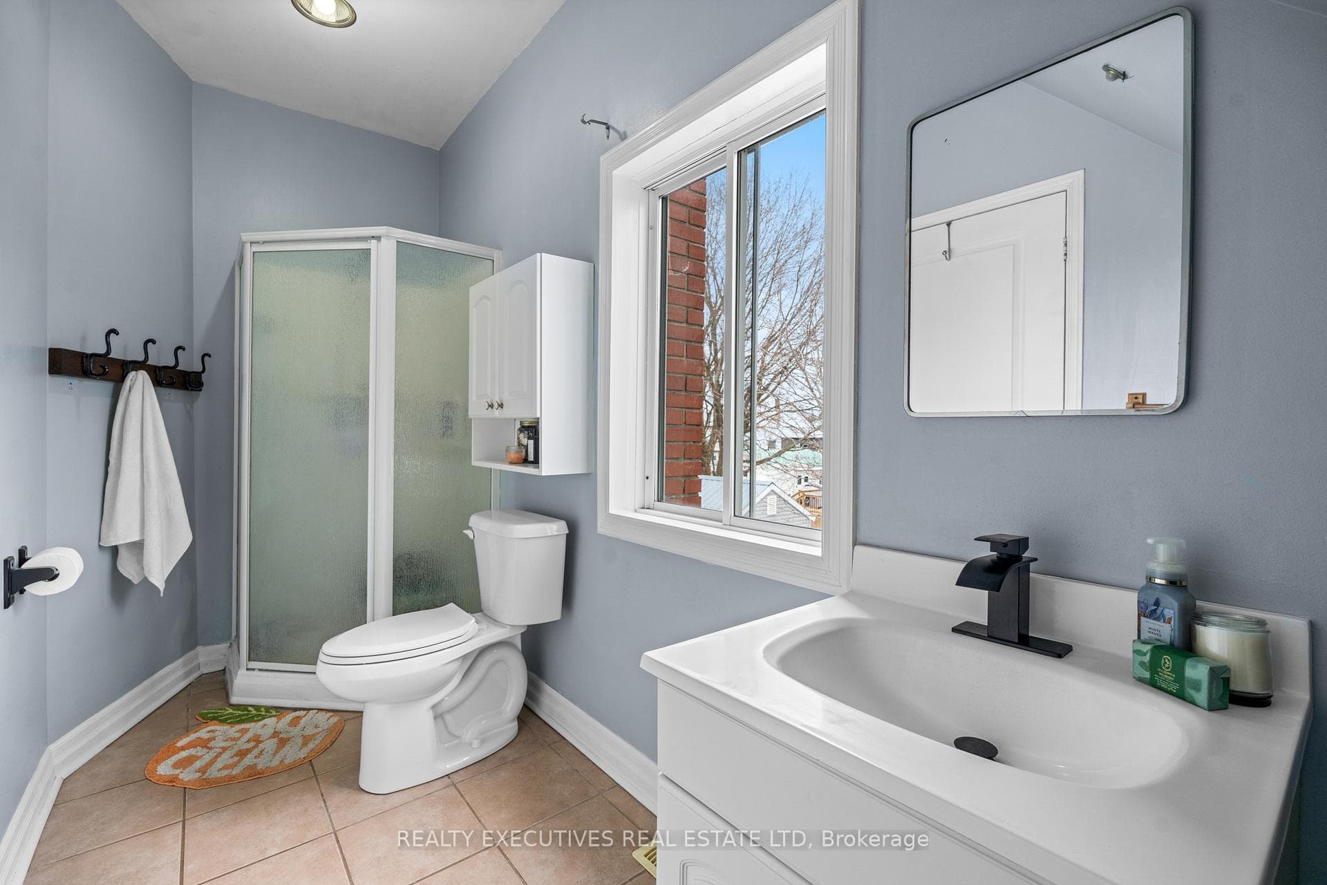 2 William Street photo 27