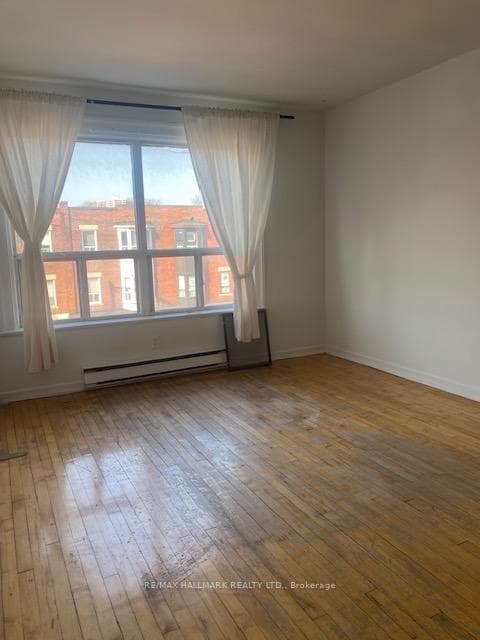 129 Danforth Avenue Unit 3 photo 1