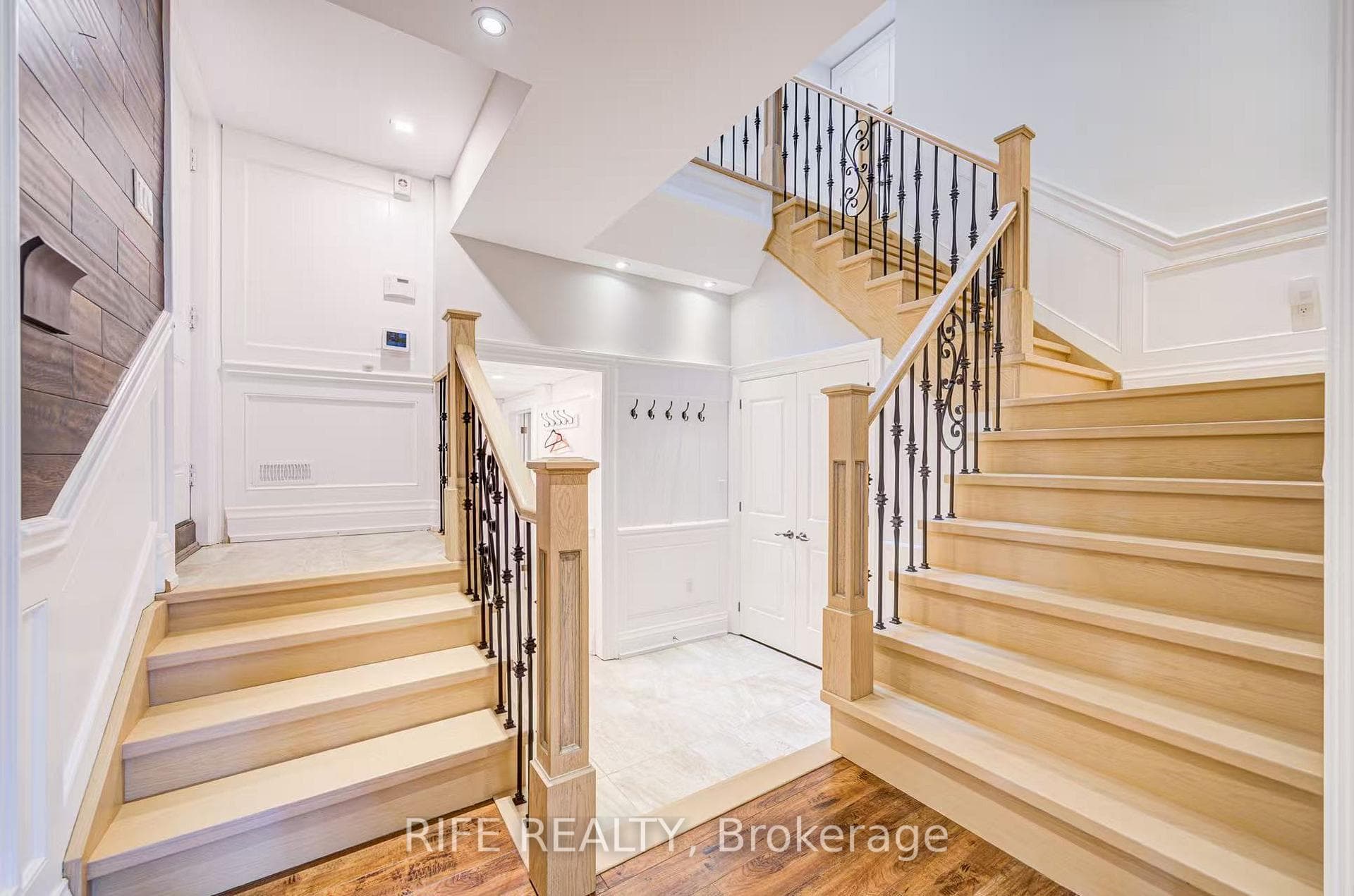 103 Burndale Avenue photo 11