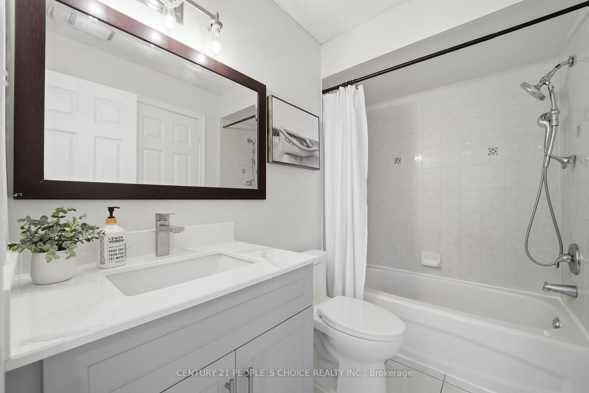 1330 Altona Road Unit 1 photo 26