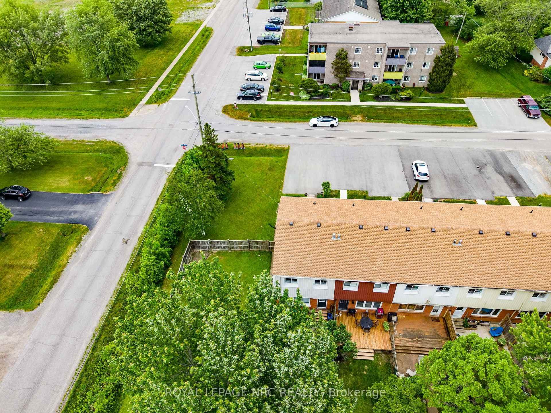 517 BELLEVIEW Boulevard photo 46
