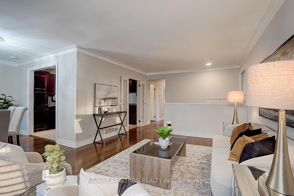 270 Sylvan Avenue photo 8