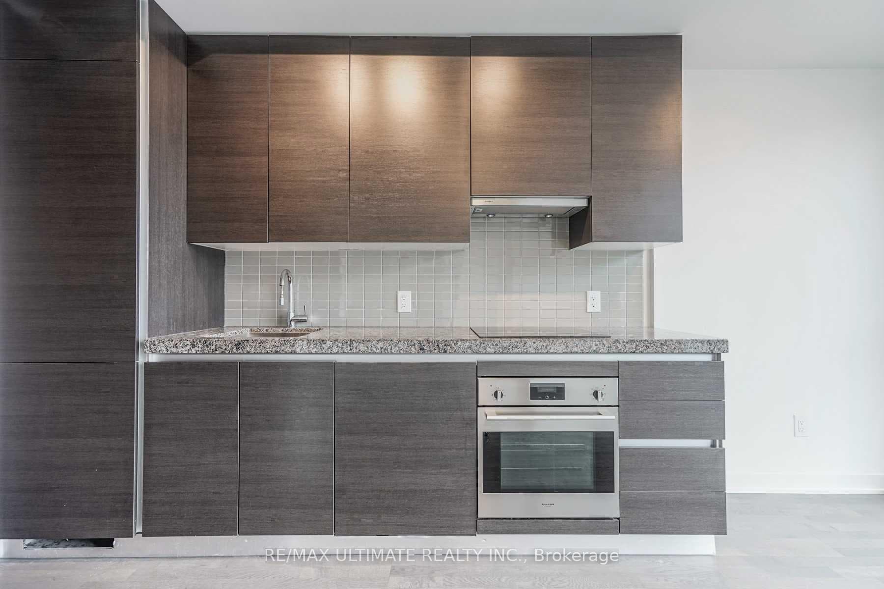 629 King Street Unit 1319 photo 15