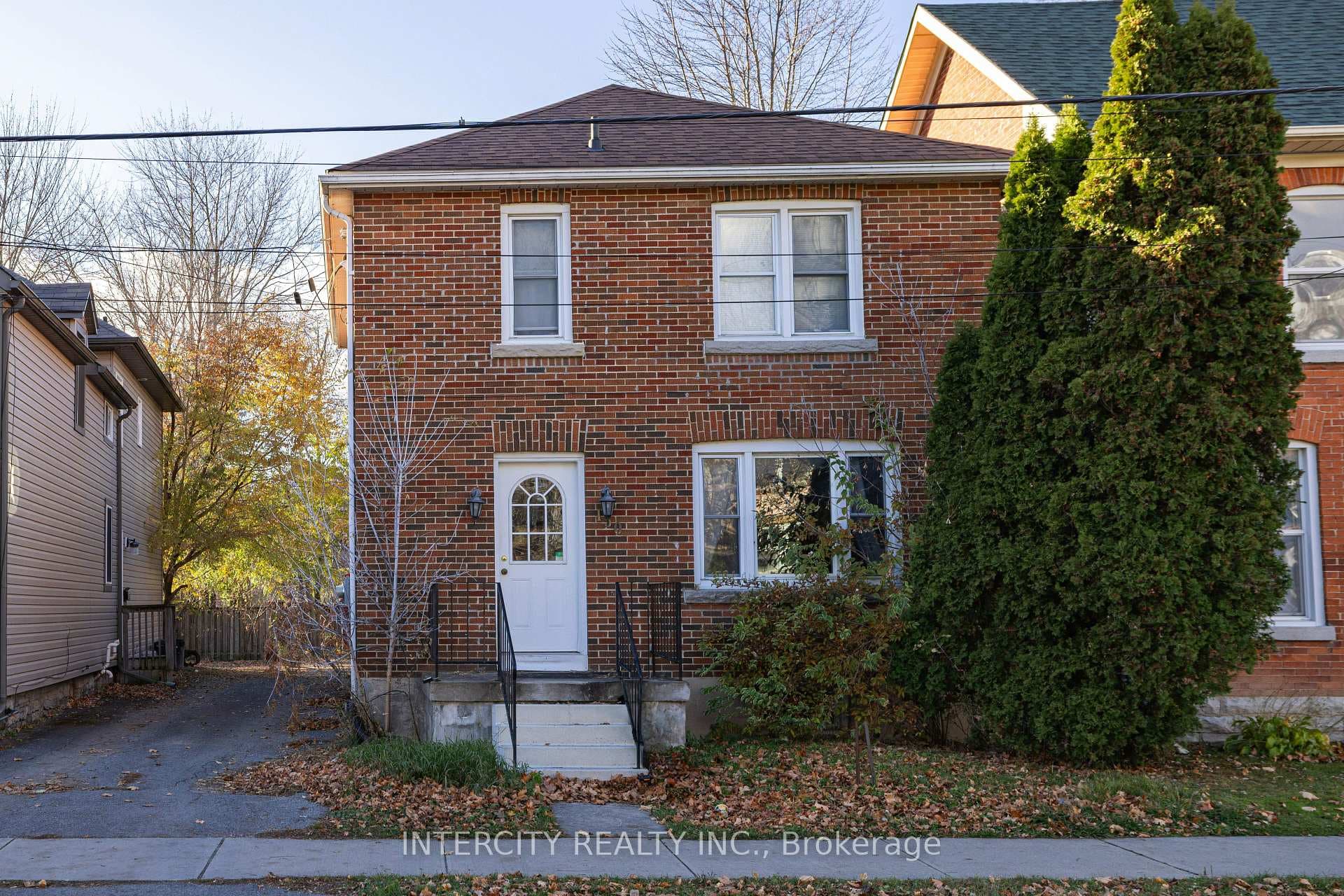 150 Nelson Street photo 2