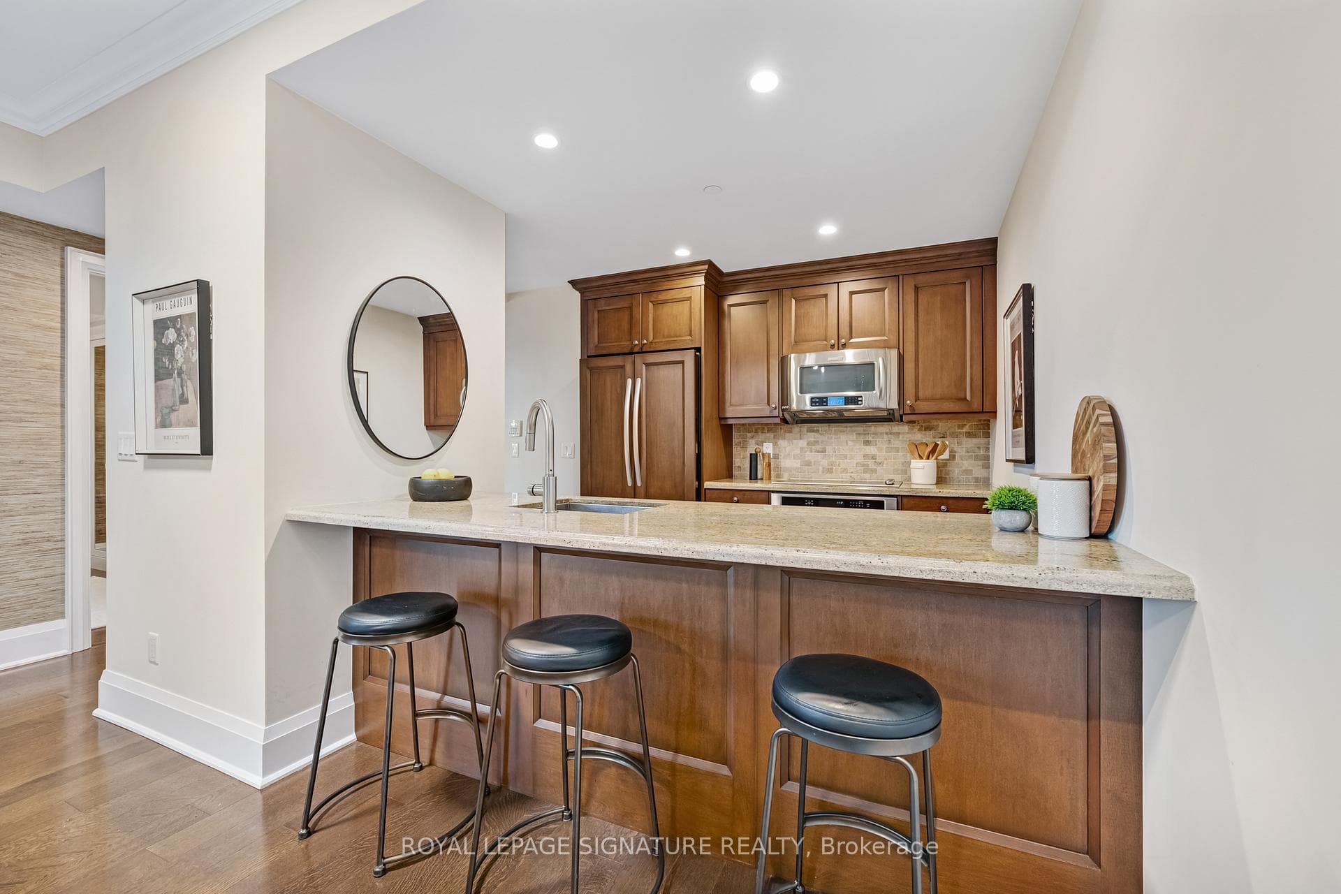 1888 Bayview Avenue Unit 604 photo 6