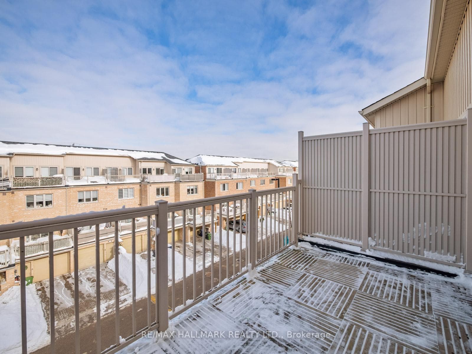 99 Edward Horton Crescent photo 38
